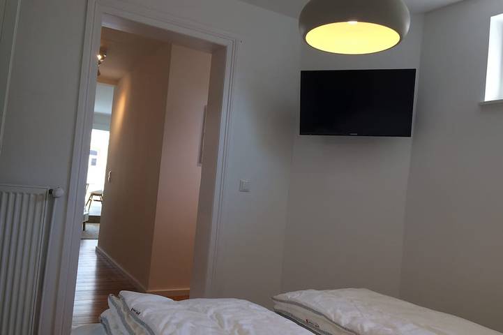 Appartement entier, « Voile solaire » Inside out: central comme il se - avec jardin d'hiver in Warnemünde Strand, Warnemünde