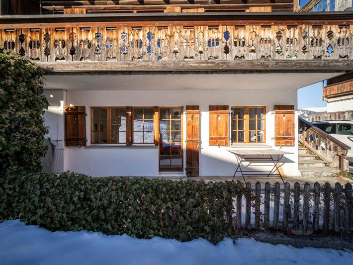 Ganze Ferienwohnung, Ferienwohnung Casa Fulin, Obersaxen Affeier - 3.5 Zimmer Ferienwohnung für max. 4 Pers. in Obersaxen, Obersaxen-Mundaun