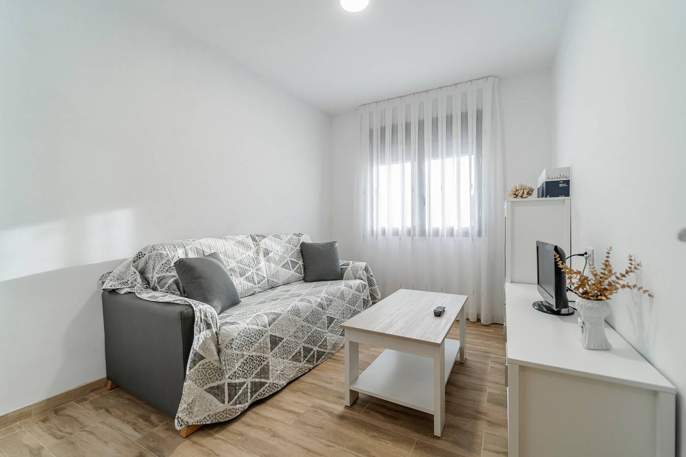 Ferienhaus 'La Quesería' mit Bergblick, Gemeinschaftsterrasse und Wlan in Villaherreros, Palencia Provinz