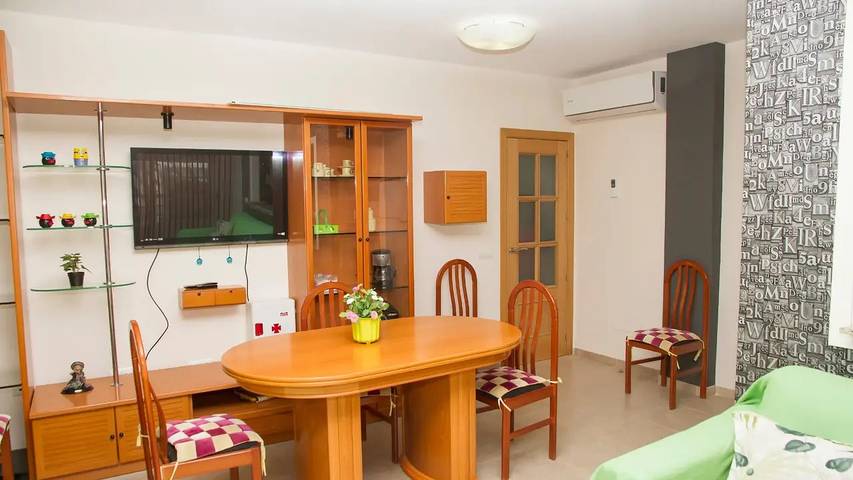 Gîte pour 6 personnes, avec Jardin et Piscine à Garrucha - 2