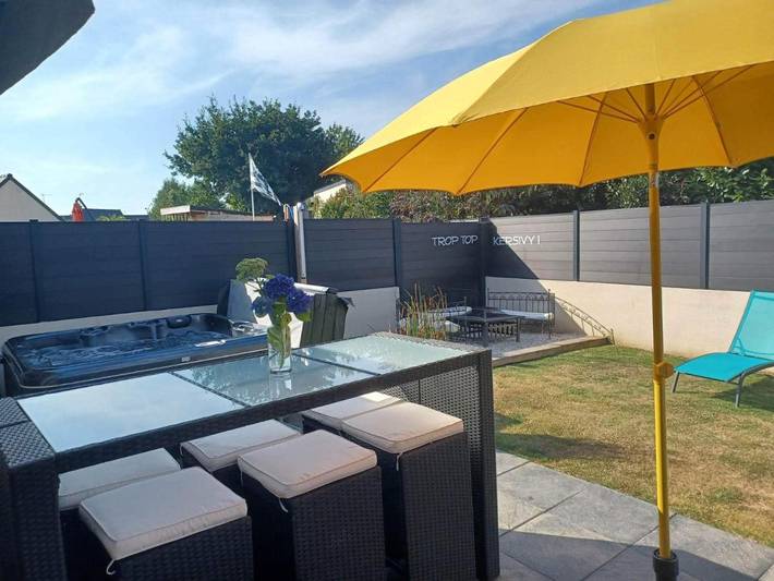 Ferienhaus für 2 Personen, mit Whirlpool und Terrasse sowie Garten und Sauna