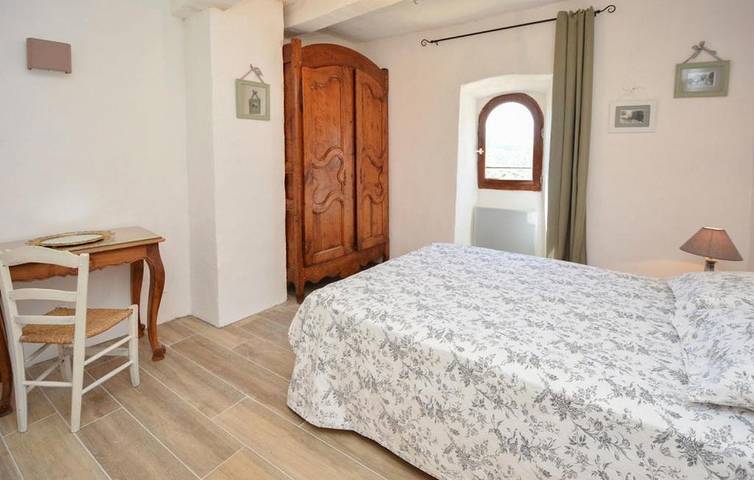 Location de vacances pour 4 personnes, avec vue et jardin à Saint-Sébastien-d'Aigrefeuille - 4