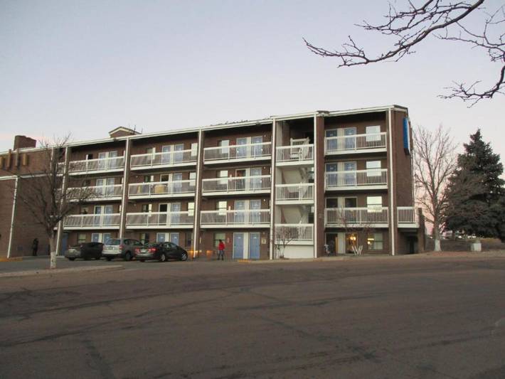 Apartamento entero, 1 Cama King Size | No Fumadores, Cocina in Colorado Springs, El Paso County (CO)