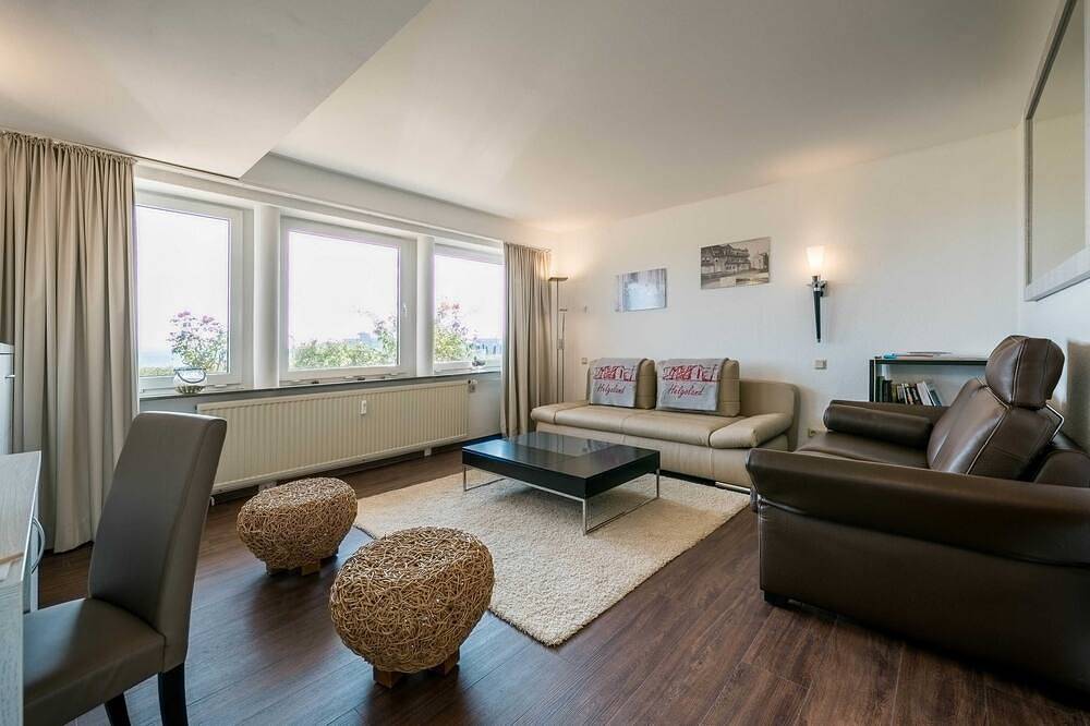 Hel lejlighed, House Roland - Apartment facing the lake in Helgoland