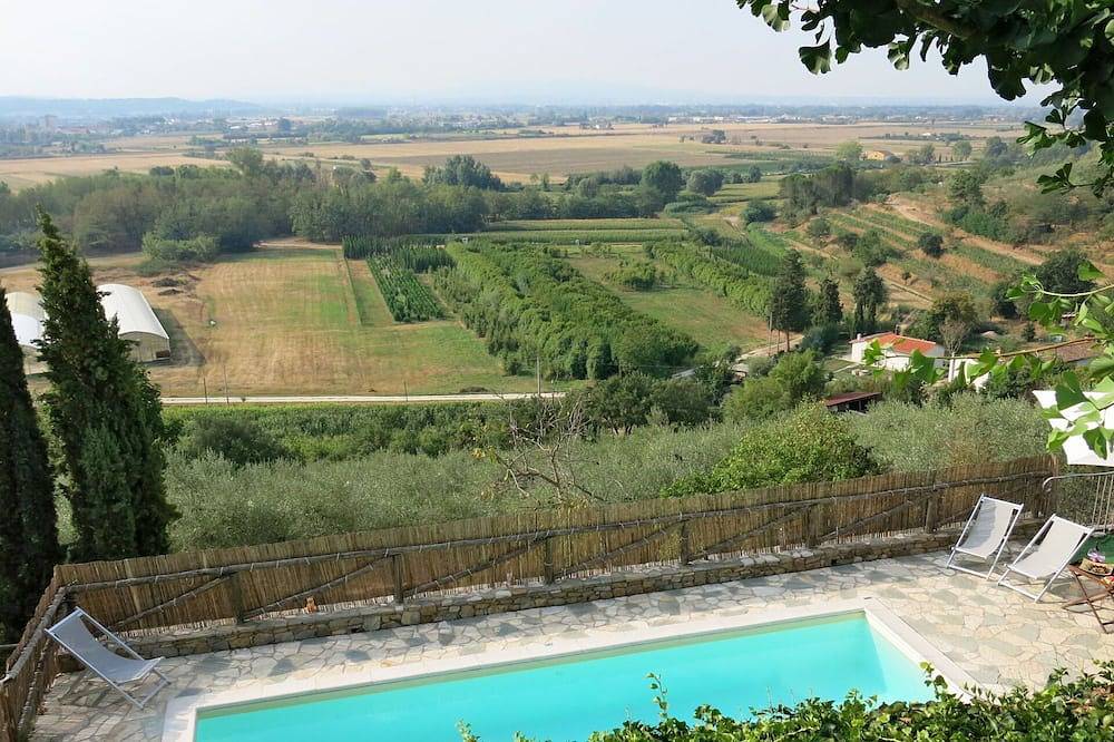 Agriturismo per 9 Persone in Buti, Pisa e dintorni