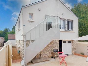 Gîte pour 4 personnes, avec terrasse à Cloyes-sur-le-Loir
