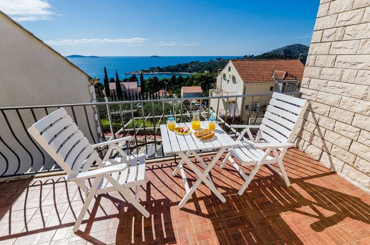 Ganze Wohnung, Ferienwohnung für 2 Personen mit Balkon in Općina Župa dubrovačka, Dubrovnik-Neretva