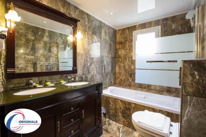 Hôtel pour 2 personnes, avec terrasse, animaux acceptés dans Gare De Bastia - 4