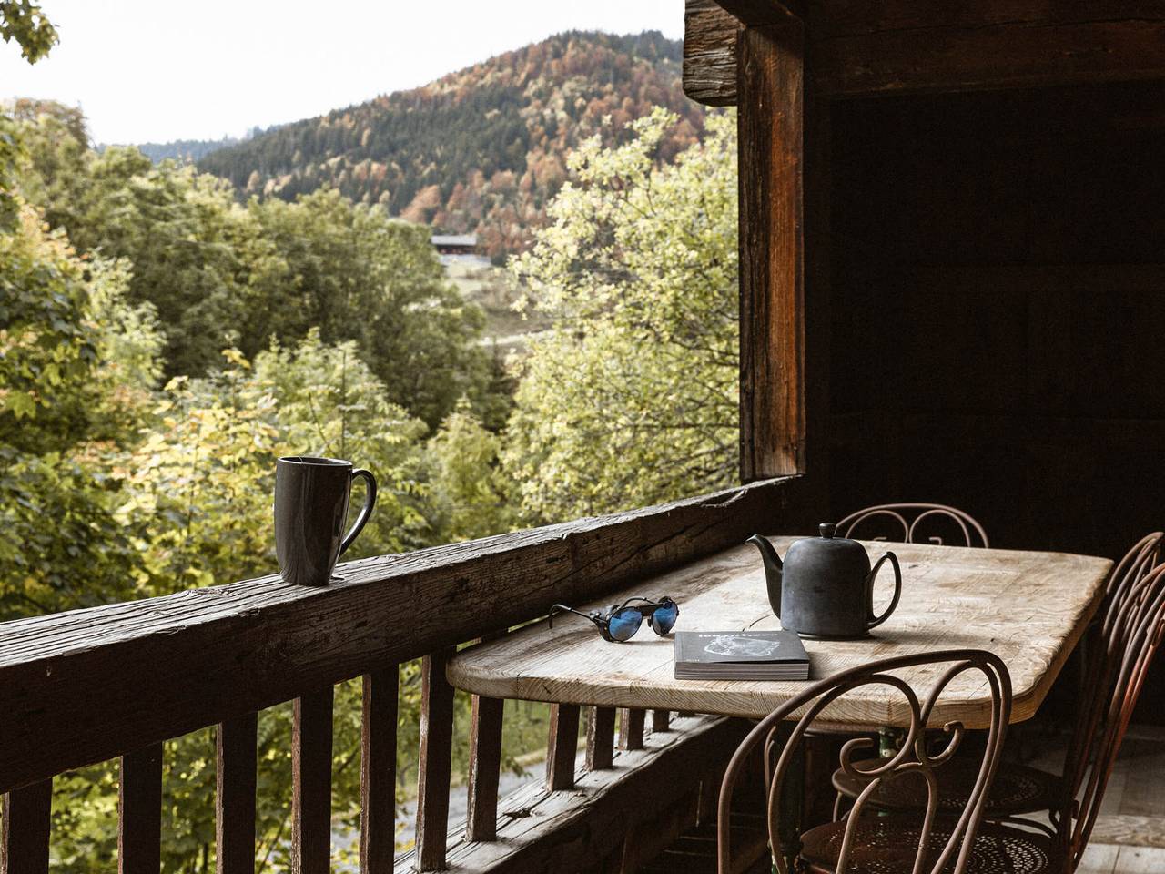 Chalet savoyard rénové, 10 pers, proche pistes, animaux admis in La Clusaz, Région d'Annecy