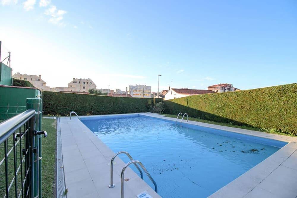 Apartamento entero, S20 apartment pool/terrace/garden in Santander, Costa de Cantabria