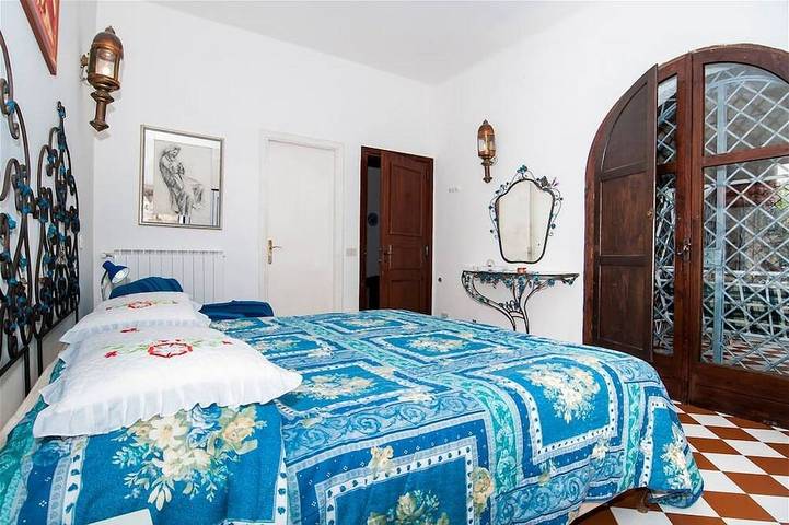 Appartement entier, 500 Palais au coeur du centre historique avec jardin sur le toit in Gaeta, Province de Latina
