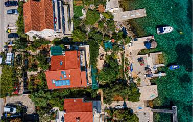 Holiday Apartment for 8 People in Lumbarda, Dalmatia, Photo 3