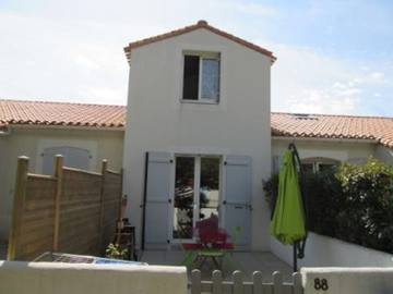 Gîte pour 4 personnes, avec terrasse, animaux acceptés à Barbâtre