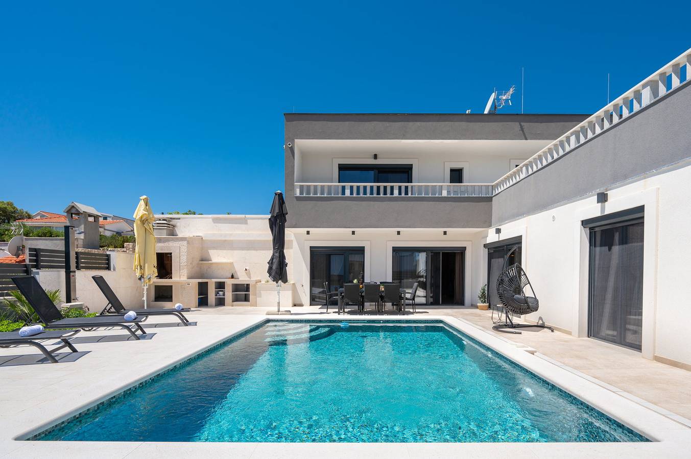 Luxury Villa Bonaza with Pool in Sevid, Split-Dalmatie