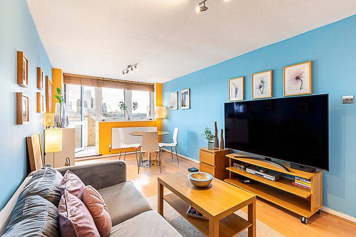 Apartment for 2 people, with balcony in Islington