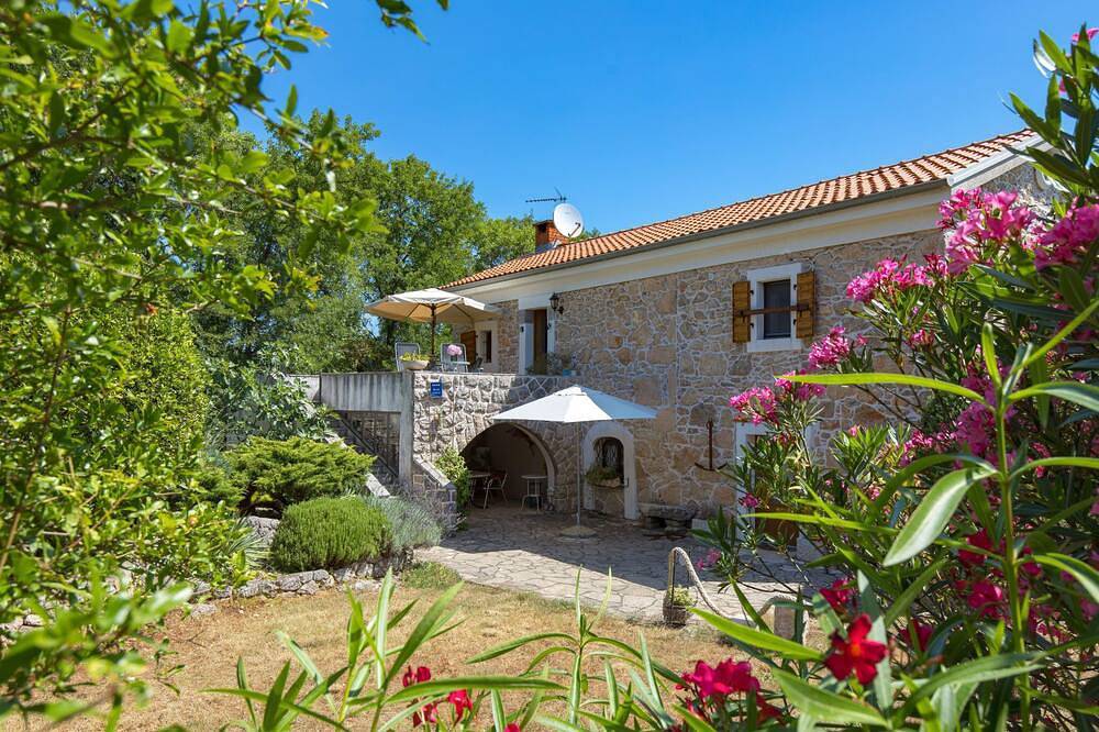 Appartamento vacanze a Dobrigno a partire da 90€ a notte