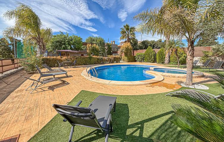 Gemütliches Apartment mit Pool und WiFi am Río Pliego in Mula, Murcia Binnenland