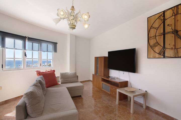 Ferienhaus für 8 Personen, mit Balkon und Garten in Arico - 3