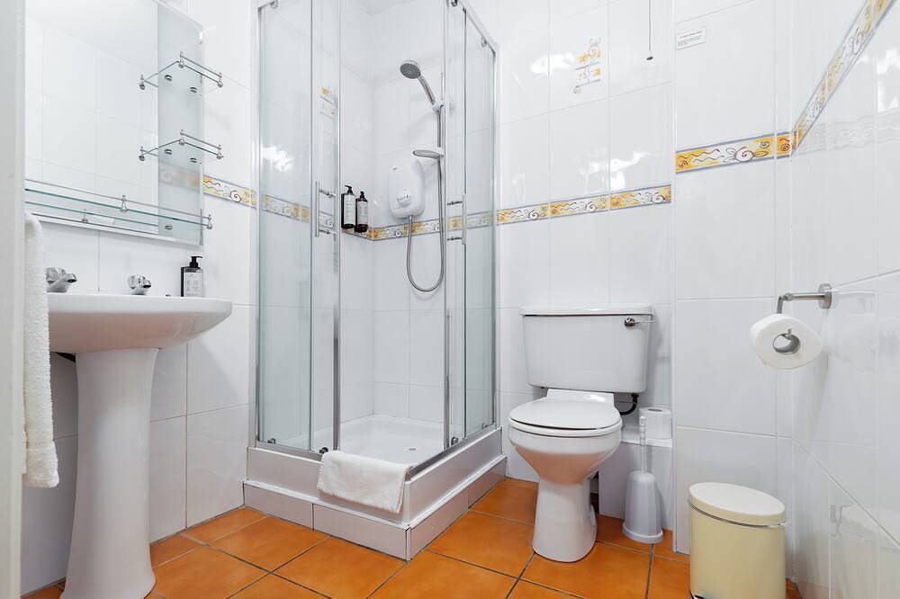 Ganze Wohnung, Gort Na Coiribe Three Bedroom - Galway Lakside Apartments in Eyre Square, Galway