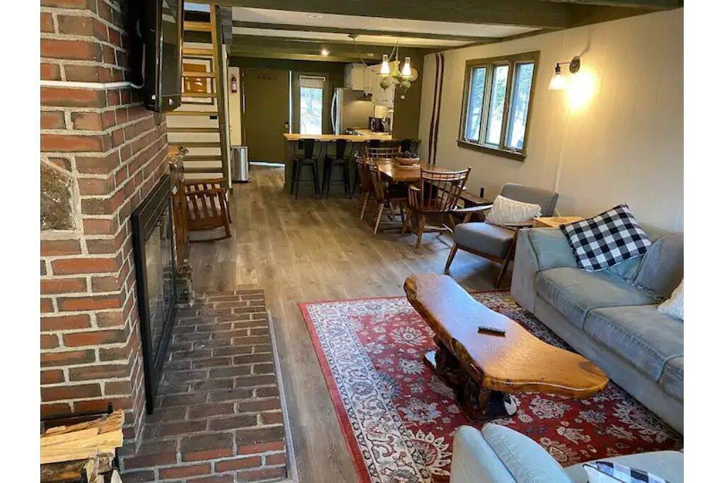 Vacation Home for 8 Guests in West Dover, Mount Snow