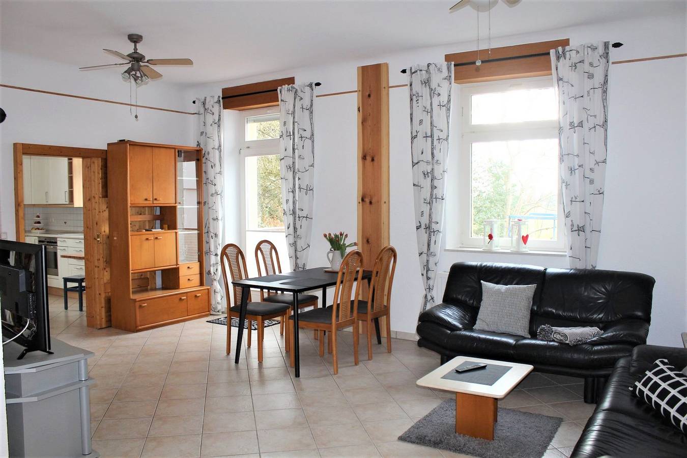 Ganze Wohnung, Ferienwohnung 'Renchglück' mit gemeinsamer Terrasse, gemeinsamem Garten und Wi-Fi in Erlach, Renchen