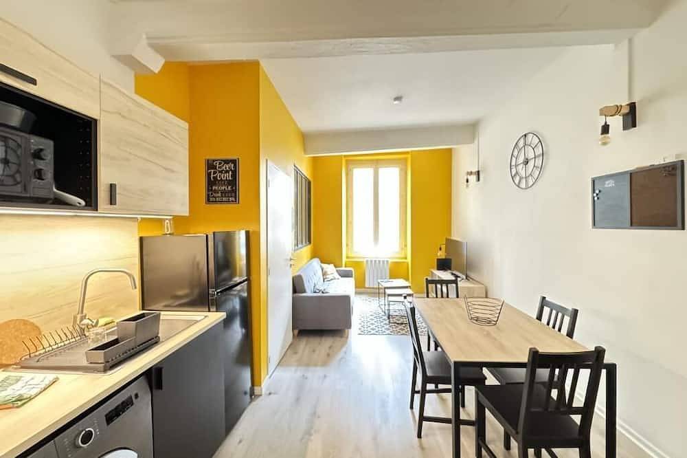 Entire apartment, T2 Centre Riom 3 People in Riom, Riom region