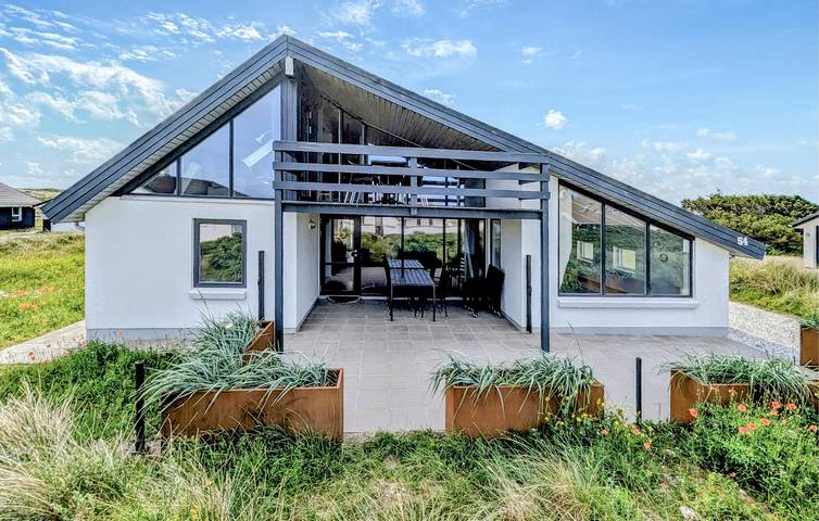 Ferienhaus für 10 Personen, mit Terrasse und Whirlpool sowie Garten und Pool in Vorupør - 2