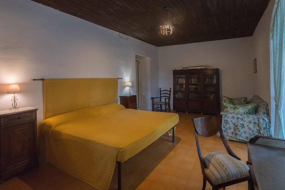 Farm Sant'Antonio / Charme Villa mit eigenem Strand in Bolsenasee