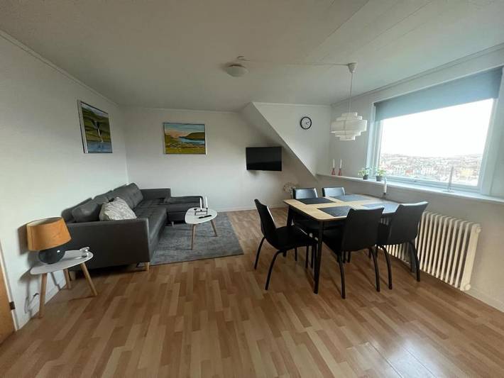 Ferienwohnung für 5 Personen, mit Garten und Seeblick sowie Ausblick - 1