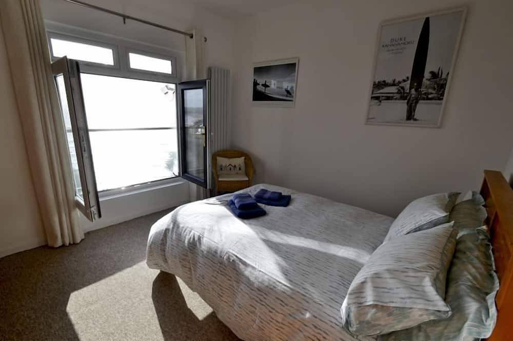 Cliff House - peut accueillir 6 personnes dans 3 chambres in Woolacombe, Devon