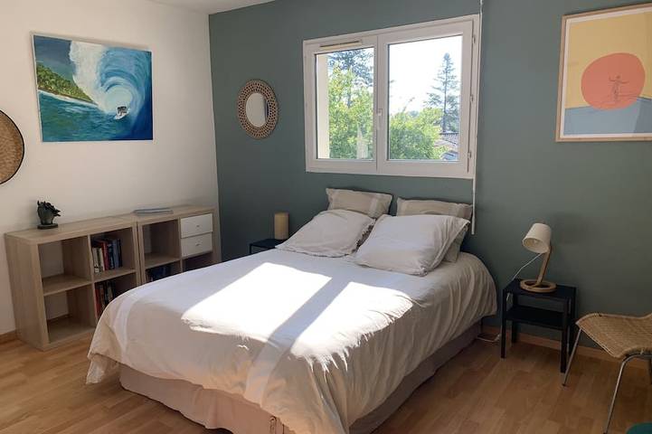 Location de vacances pour 10 personnes, avec jardin à Saint-Aubin-de-Médoc - 3