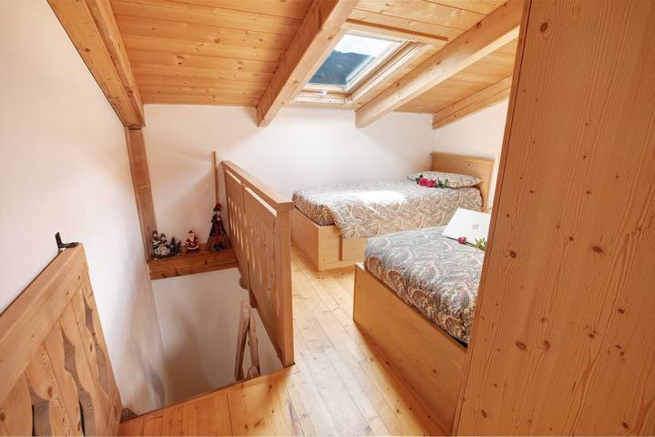 Apartamento entero, Apartamento "Taulain Gotrosio" cerca de las pistas de esquí con terraza descubierta y Wi-Fi in Valdisotto, Parque Nacional Stelvio