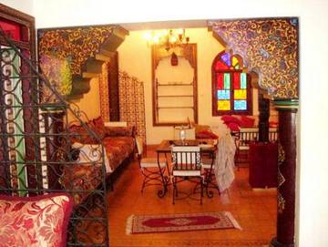 Maison d’hôte pour 3 personnes, avec bassin pour enfant et jardin ainsi que vue et piscine, animaux acceptés à Marrakech