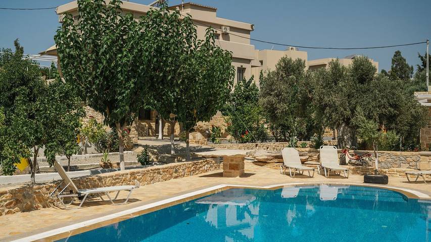 Ferienwohnung für 2 Personen, mit Garten und Pool in Pitsidia - 2