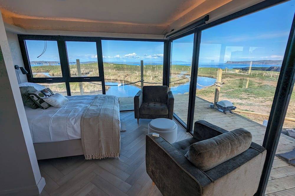 Cliff Top Retreat with Private Hot tub in Grafschaft Antrim