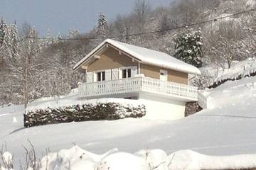 Chalet pour 4 personnes, avec jardin et balcon à La Bresse