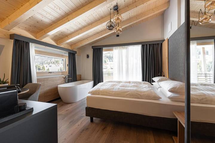 B&b per 2 persone, con Balcone e Terrazza nonché Giardino e Vista lago a Soraga