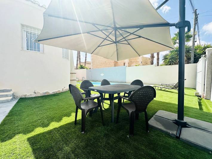 Casa rural para 8 personas, con jardín en Torrevieja - 4