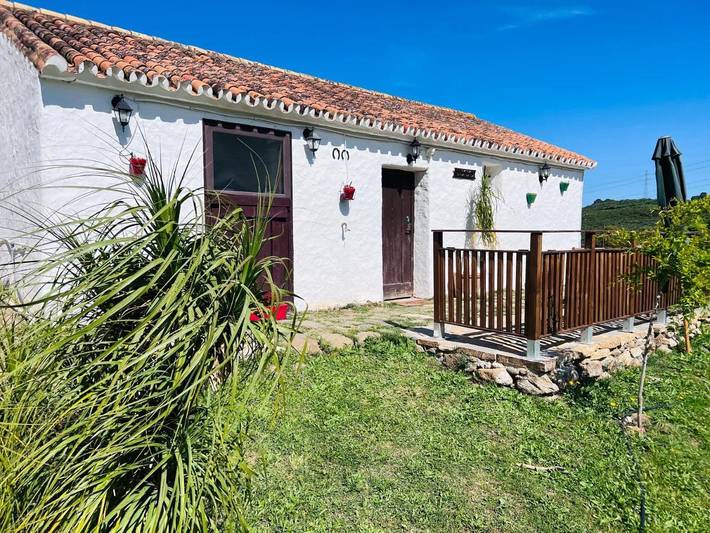 Casa rural para 3 personas, con vistas además de piscina y jardín, Se admiten mascotas en Casares - 4