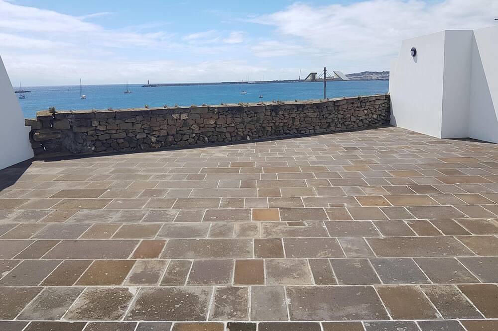 Apartamento inteiro, Black House Apartments I in Praia da Vitória, Terceira
