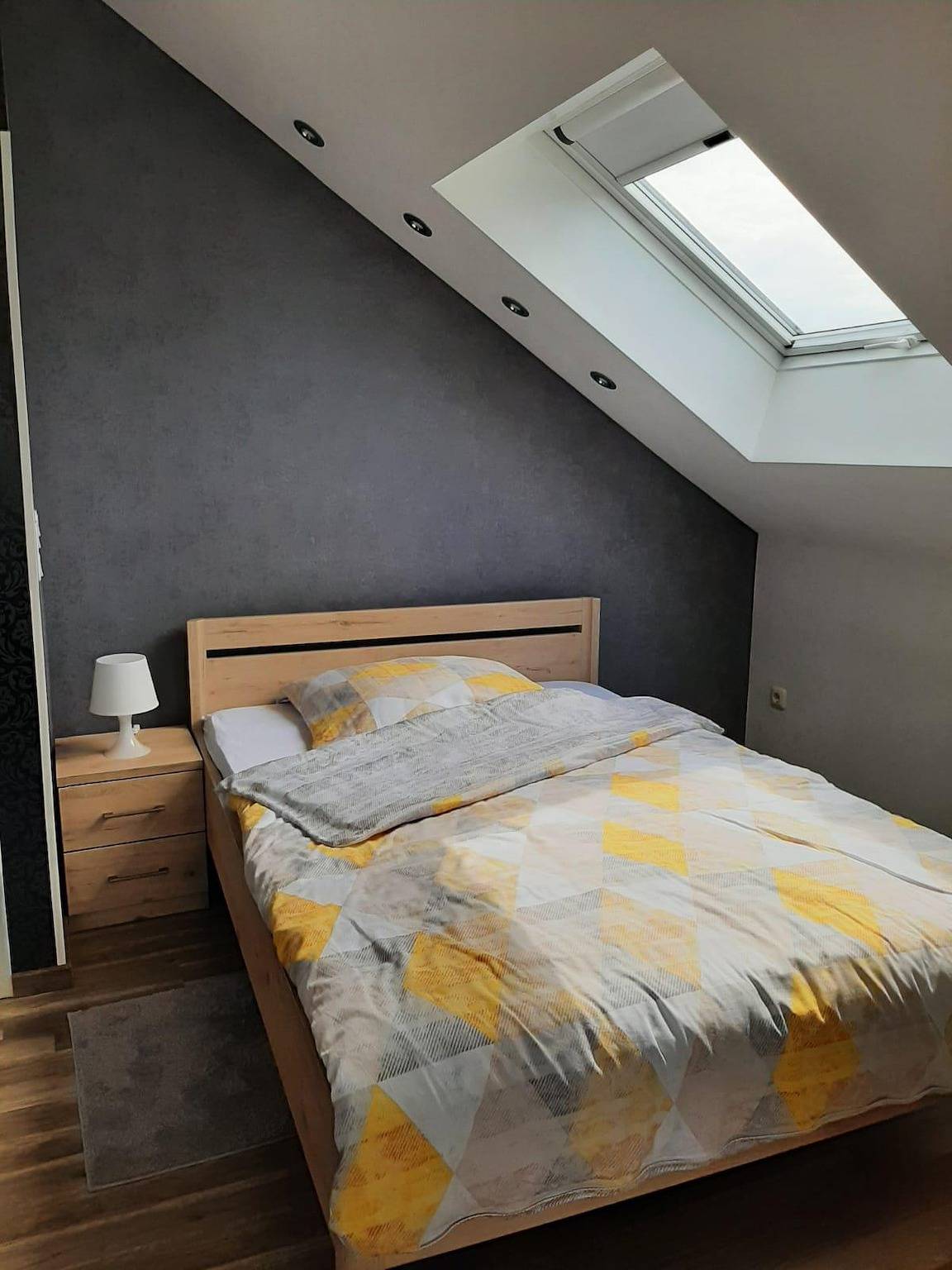 Ganze Ferienwohnung, Renovierte Ferienwohnung für bis zu 3 Personen in Bruchertseifen, Altenkirchen & Umgebung