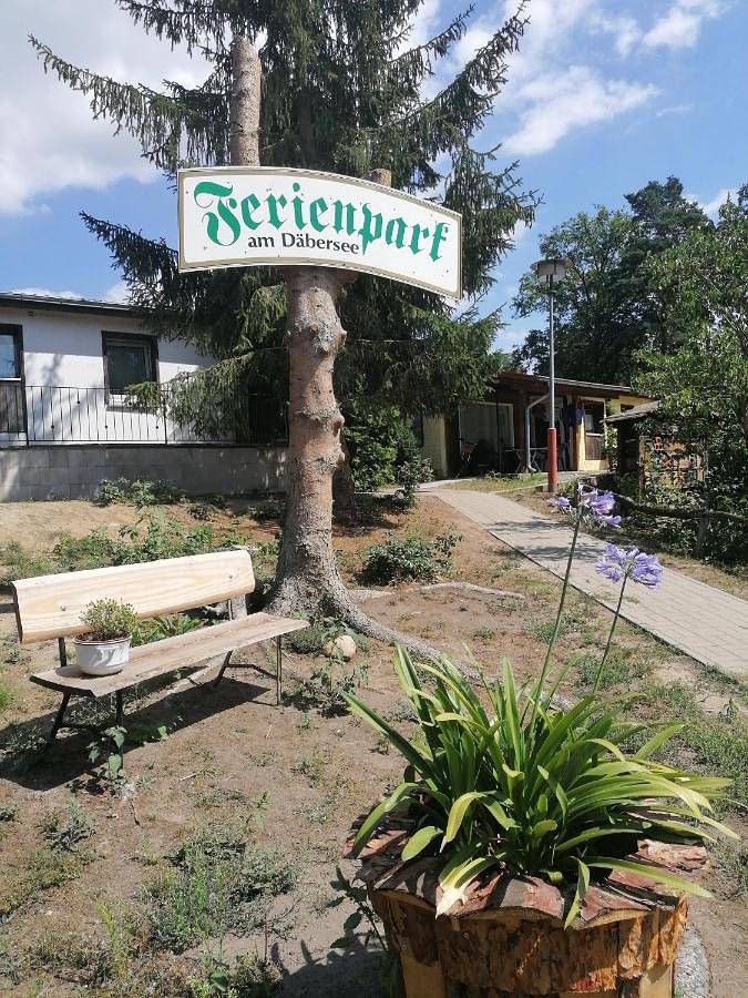 Bungalow, mit Terrasse und Garten sowie Ausblick