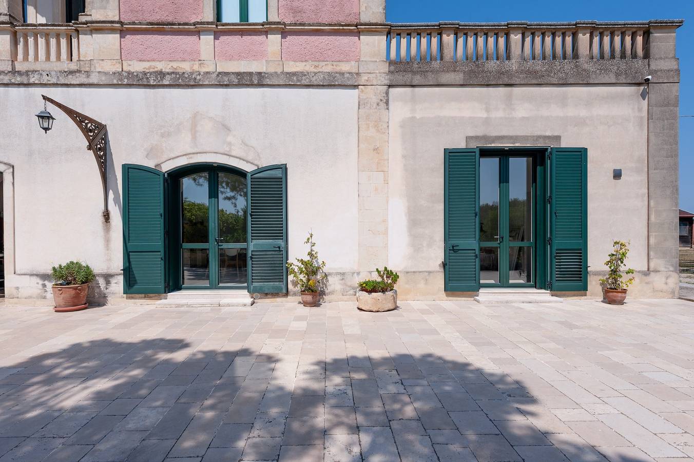 Villa 'Minioti Double Apartament' avec terrasse partagée, Wi-Fi et climatisation in Arnesano, Province de Lecce