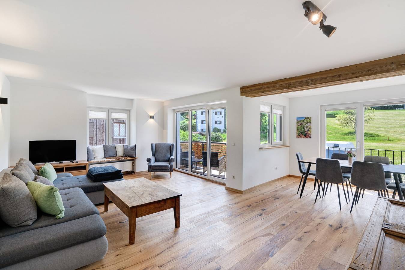 Appartement entier, Appartement 'comme à la maison' - « Kalvarienberg » avec vue sur les montagnes, balcon et Wi-Fi in Bad Tölz, Tölzer Land