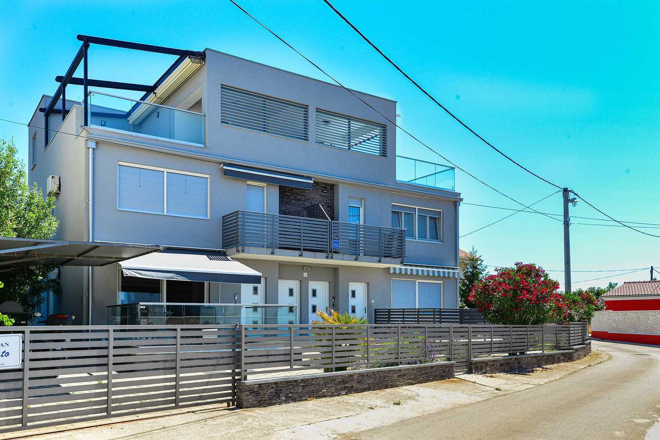Ganze Wohnung, Penthouse Laudato with jacuzzi in Plaža Morovička, Općina Sveti Filip i Jakov