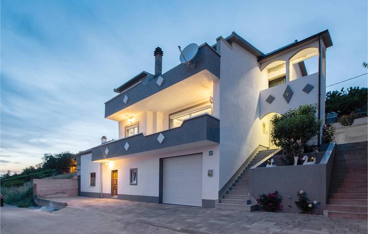 Ferienhaus für 7 Personen, mit Ausblick und Terrasse - 1