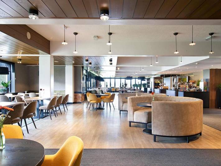 Hotel voor 2 personen, with Terras and Tuin as well as Uitzicht in Zwolle