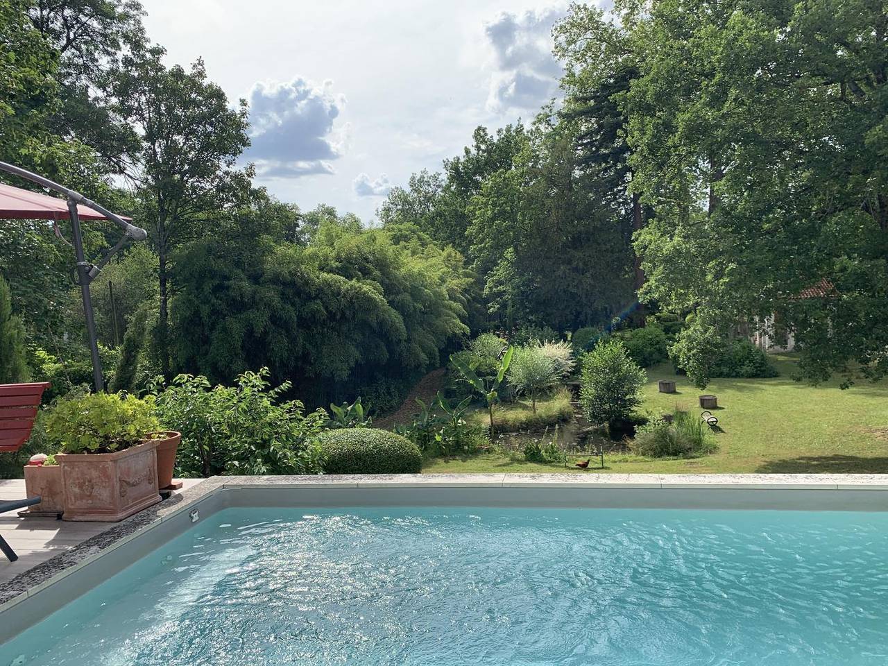 Chambre 1 in Gond-Pontouvre, Charente