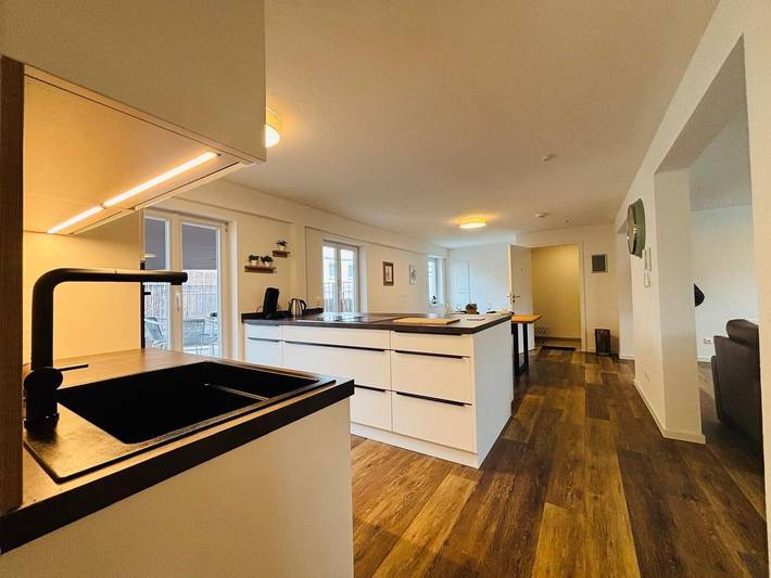 Appartement entier, Aposto Apartments Am Marktplatz 13 avec terrasse privée et Wi-Fi in Oberderdingen, Kraichgau
