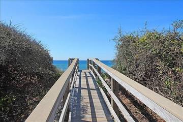 Vacation House for 8 Guests in Emerald Coast, Walton County, Picture 3
